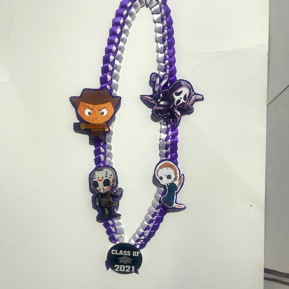 Graduation ๐ฉโ๐๐จโ๐ leis - Picture 3 of 15